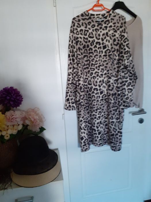 Superbă rochie de toamnă, oversize, animalprint
