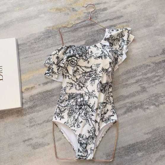 Costume de baie pentru femei de Dior