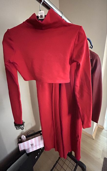 Спортно- влегантен сет на марката Vincit