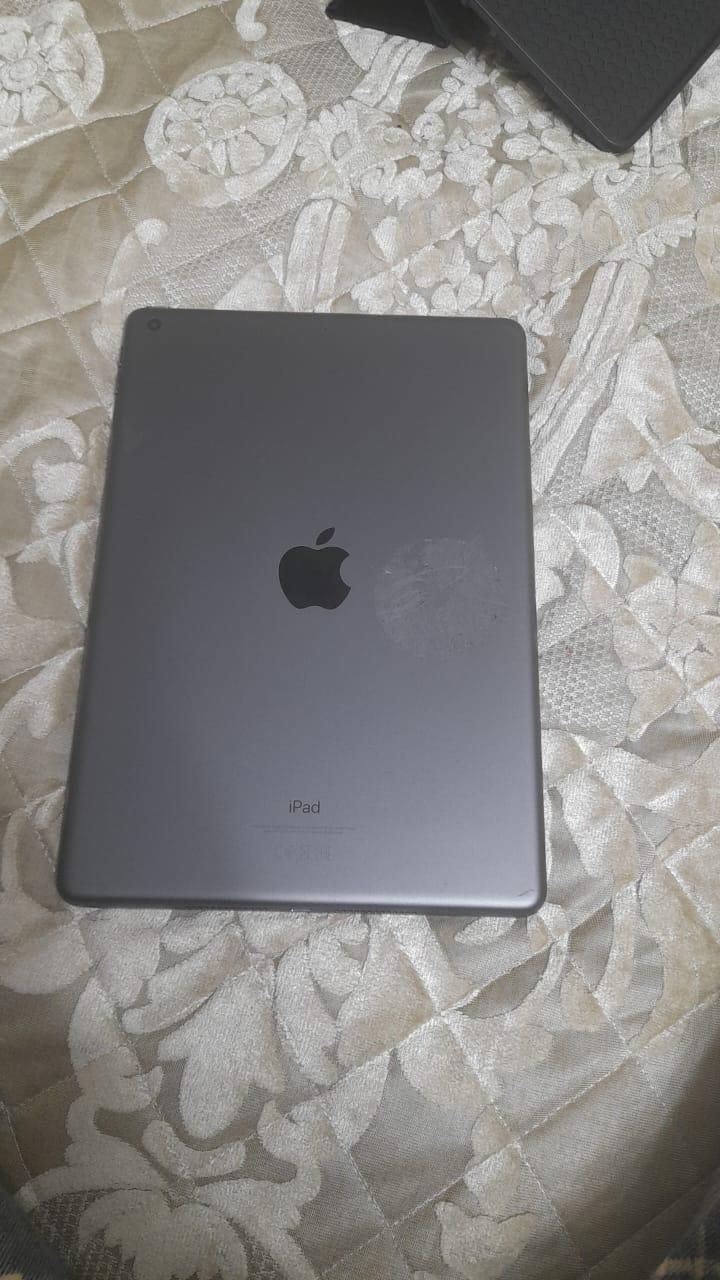 Продам Ipad (9 поколение)