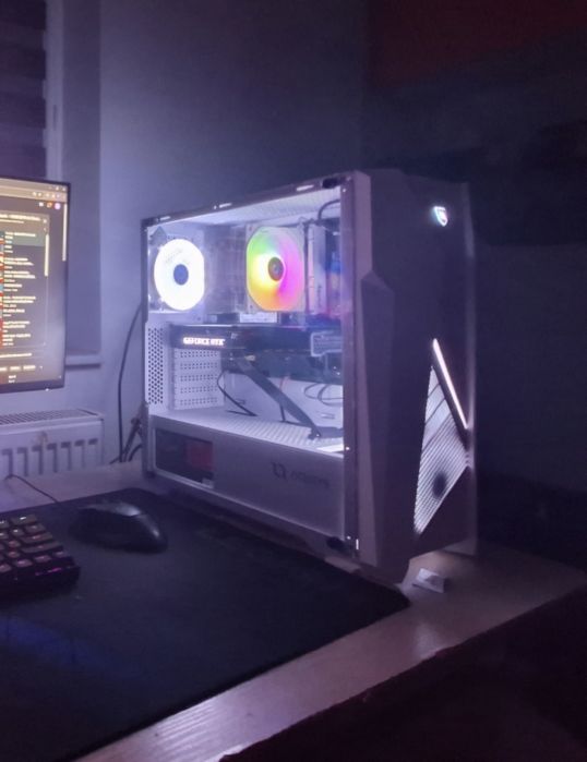PC Gaming Personal(+monitor). Componentele in descrierea anuntului.
