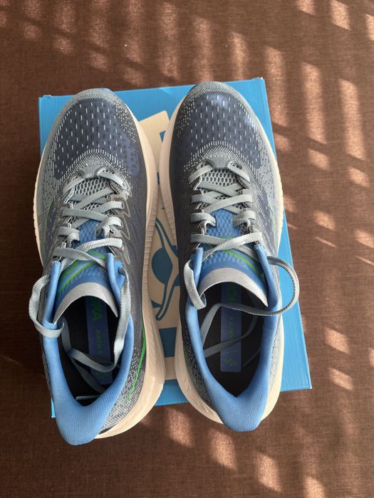 Hoka one one Mach 6