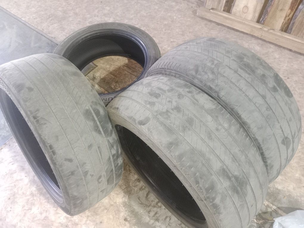 Продам летнюю шины