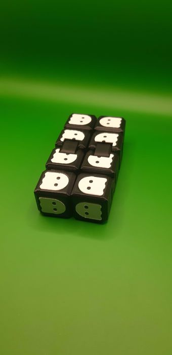Игрушки за 60000 Бесконечный куб