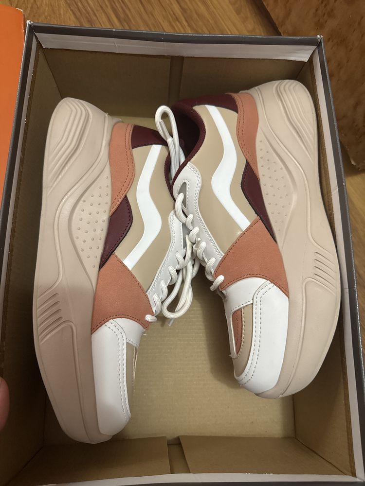 Маратонки zara, високи
