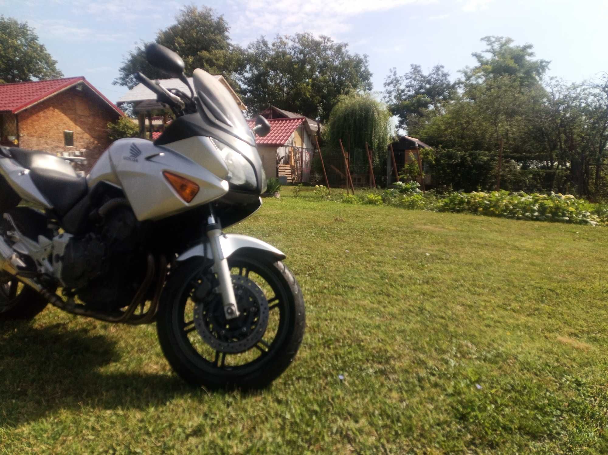 Vând honda cbf 600