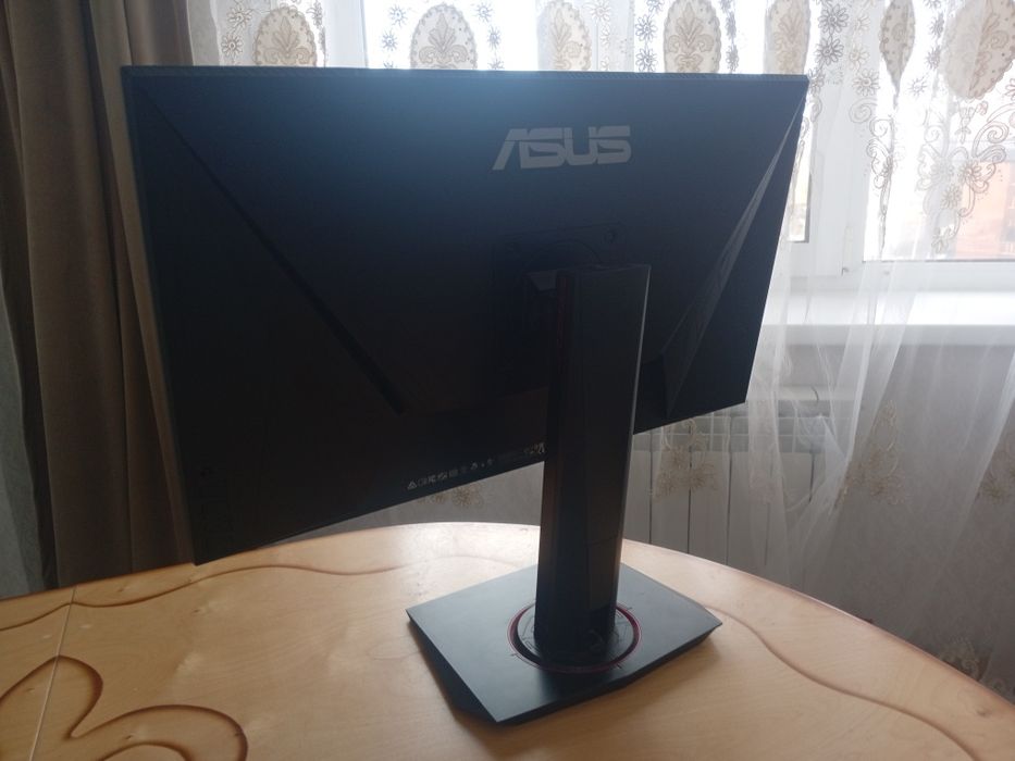 Монитор ASUS ,27дм и 144гц