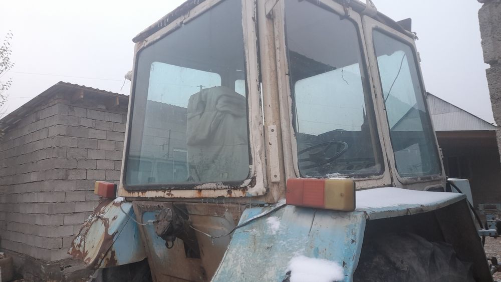 Кабина юмз трактор матор радиатор  мосты