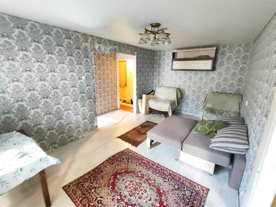 Продам 2комн на 12мкр на 5 этаже