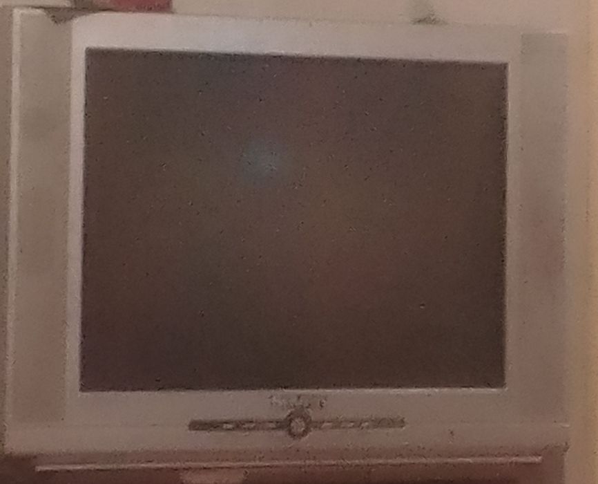 Телевизор SEVEN  25000 тыс