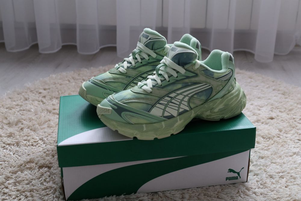 Puma(nike,adidas)