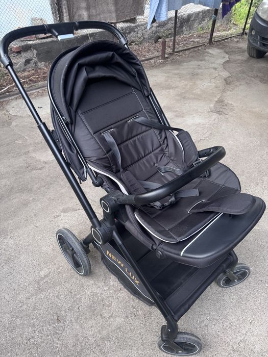 Продам коляску новая срочно