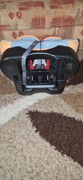 Vând scaun mașină copil Bertoni