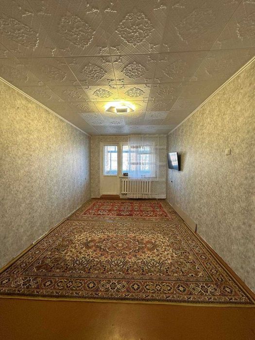 Продам 2 комнатную квартиру в районе КЖБИ