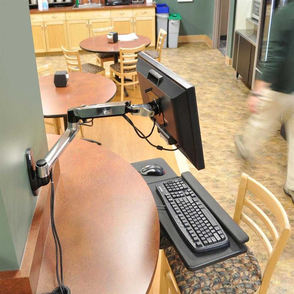 Стойка за стена  регулируема Ergotron LX Wall Monitor Arm