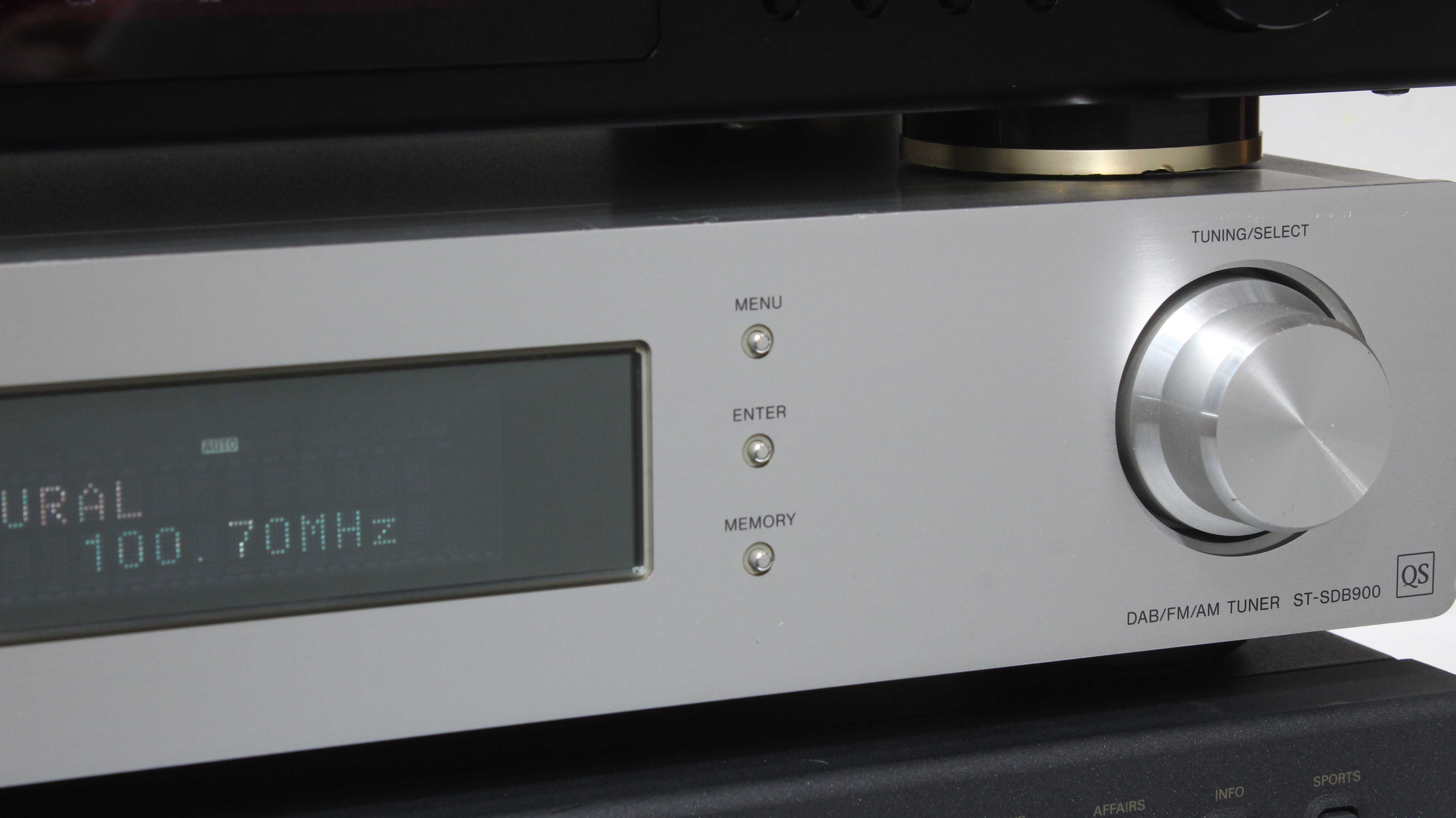 Defect ! Tuner Philips,Sony,Denon.