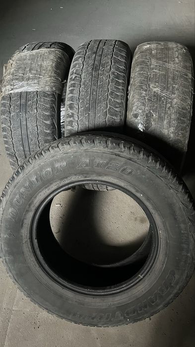 Продаю Шины 275/65R17