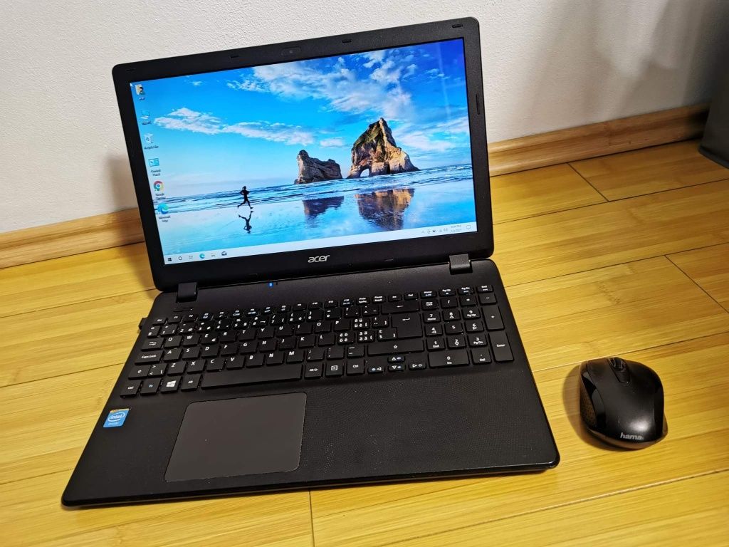 Vând Laptop Acer