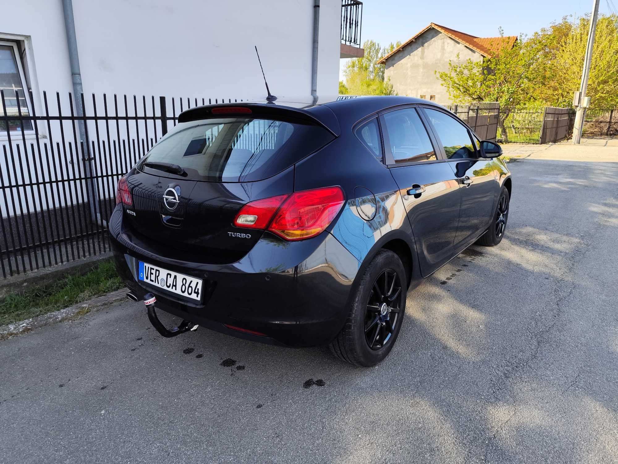 Opel Astra J 1.4 Benzina 2013