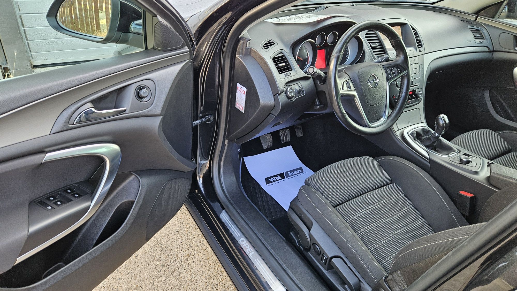 Opel Insignia 2.0 Ctdi 131 cp 2013.06 Eci-Flex Xenon+Lex Navi Clima Ja