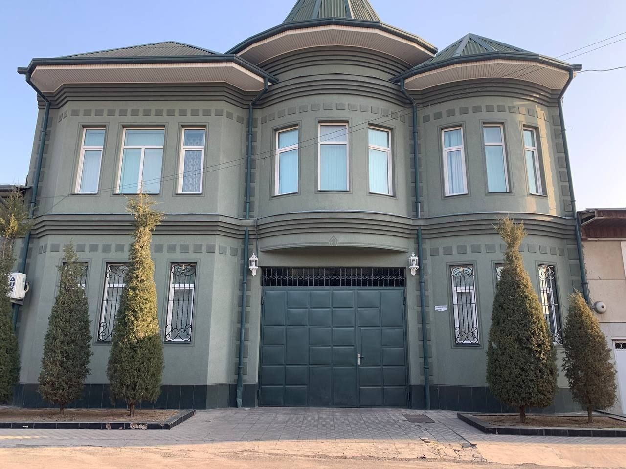 Сдается в аренду коттедж (дом, участок) в Мирзо-улугбеке в центре