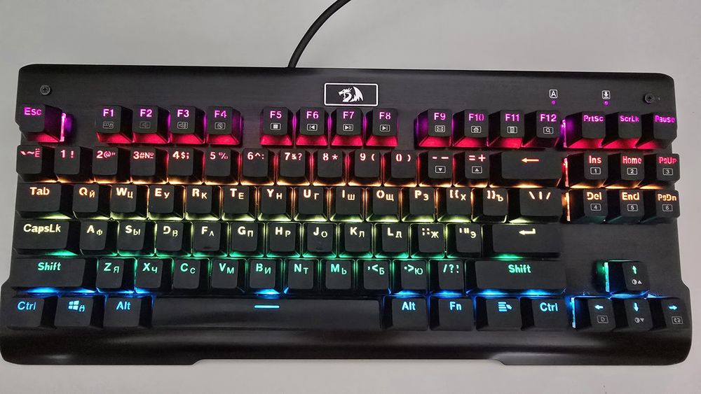 Продам механическую клавиатуру