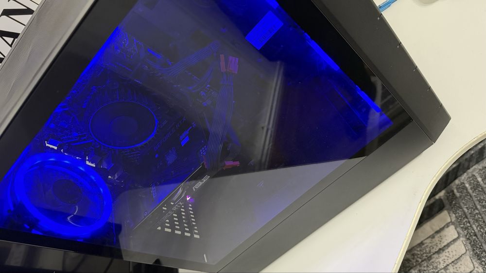 Vand calculator gaming+periferice de gaming +monitor