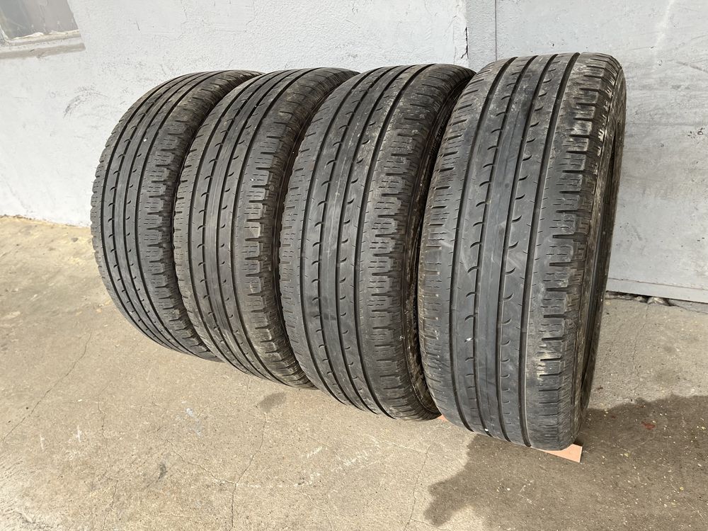 4 бр. летни гуми 225/60/17 GoodYear SUV 4x4 DOT 1917 4 mm