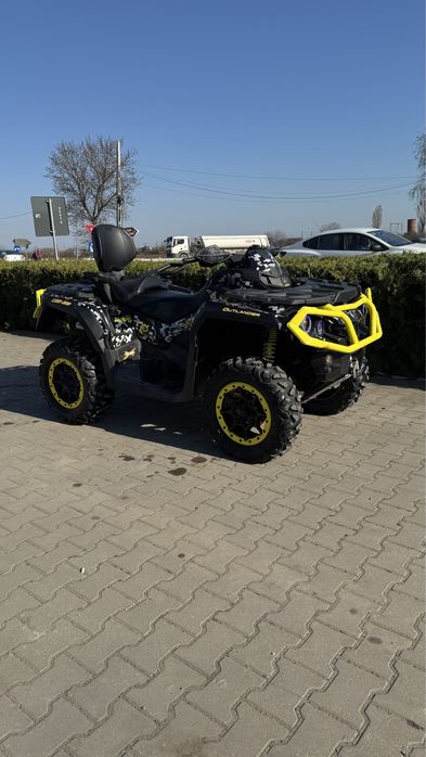 Can-Am Outlander 1000 Max XT-P