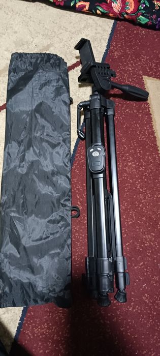 Три ножка для фото и видео