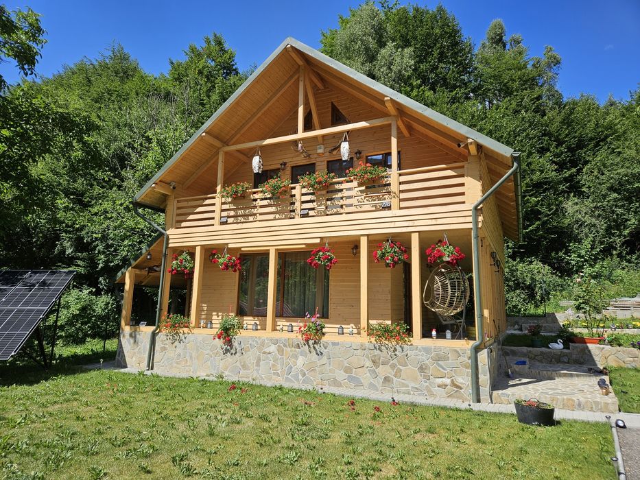 Vand Cabana la munte