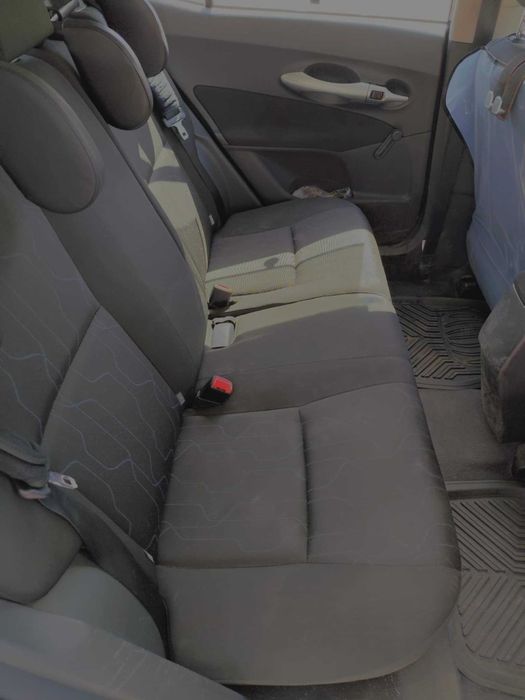 Toyota AURIS 2012