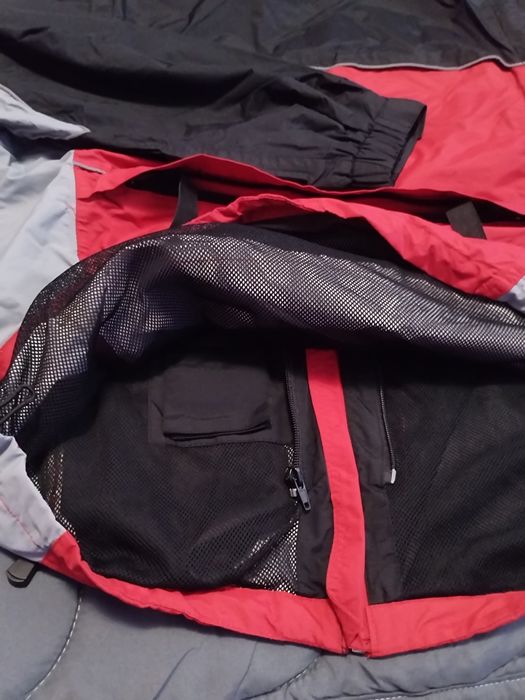 Ветровки в отлично състояние