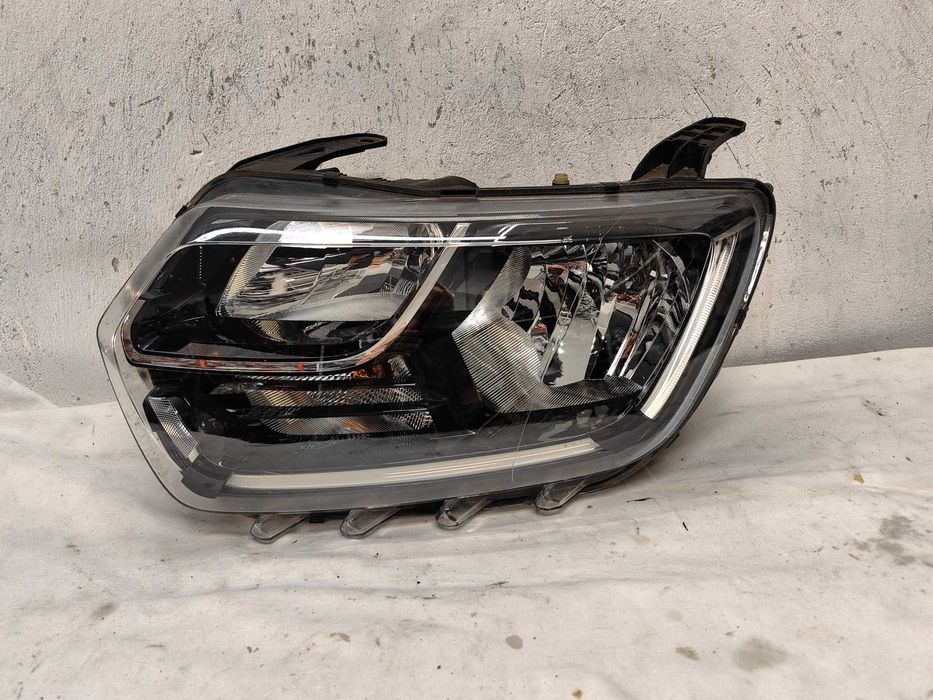 Оригинален фар Дачия Дьстер  Dacia Duster Led