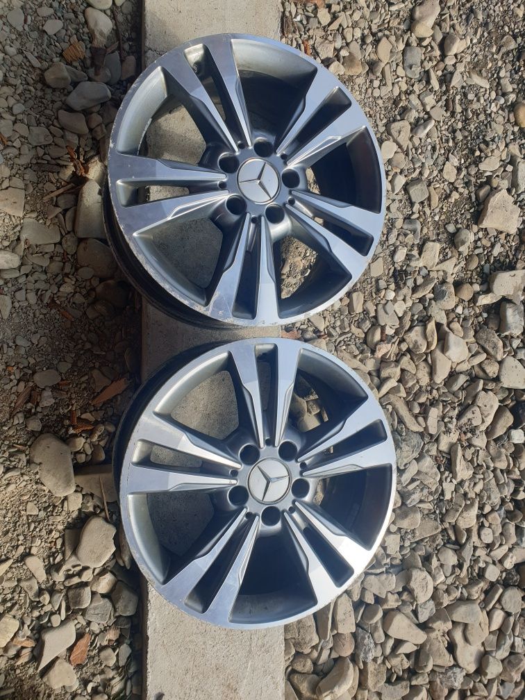 Vand 2 jante mercedes 17"