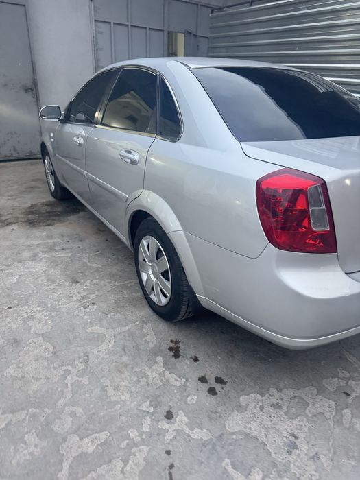 Jentra 2015 yil 2 pazitsa