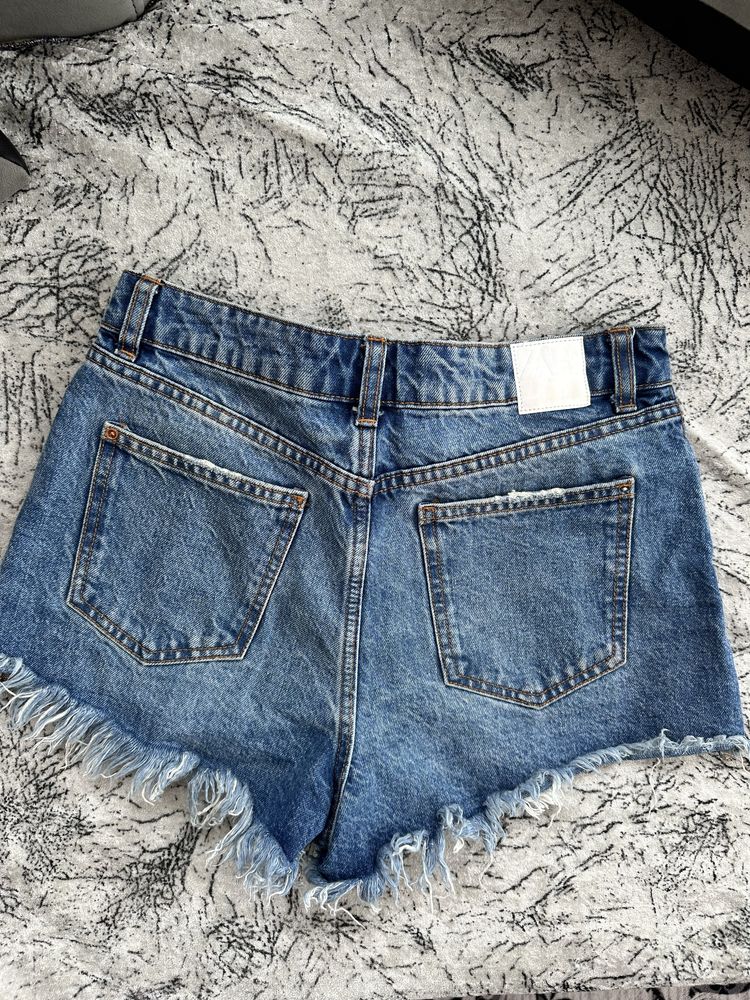 Zara къси панталони