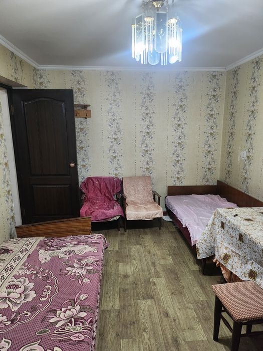 Продаю Срочно Авиагородок 1/1/5 кирпич. Цена: 35000$