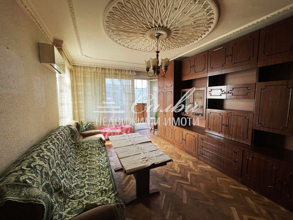 Двустаен РАЗШИРЕН апартамент - кв. Боян Българанов 1