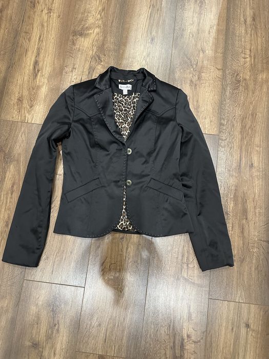 Черно сако от сатен, подплата леопардов принт