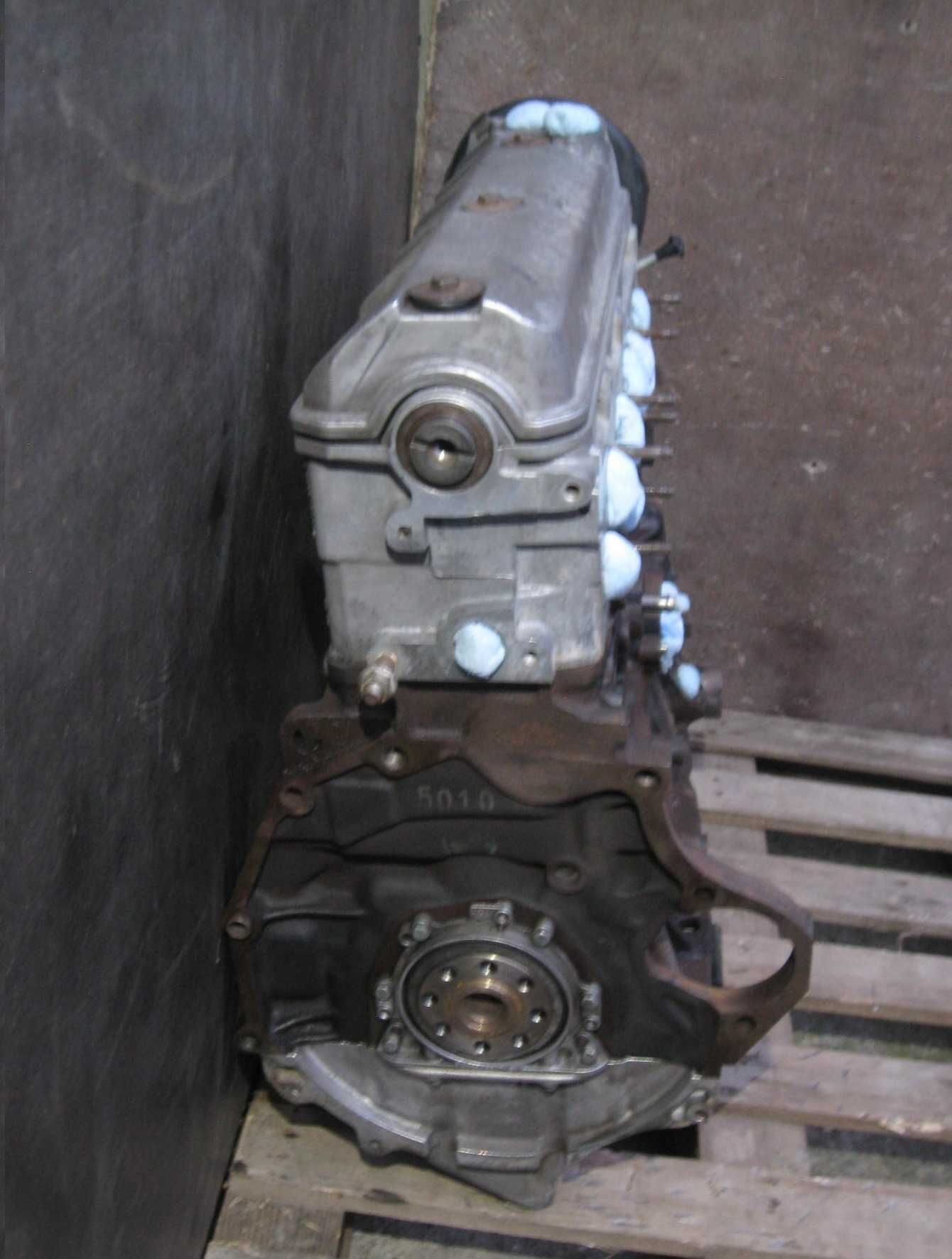 Motor VW T4 2500 TDI 2,5 65KW 88 CP AJT