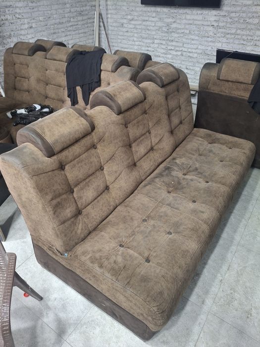 Диван 4 кишилик сотилади