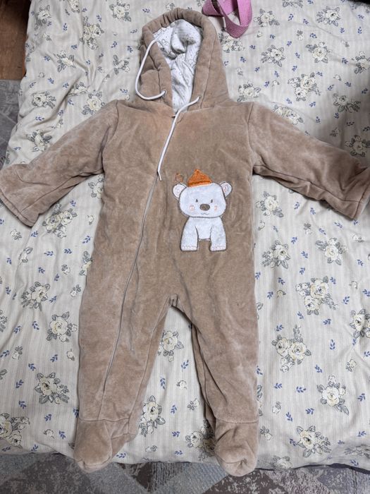 Продам детскую одежду от 0-1,5 лет