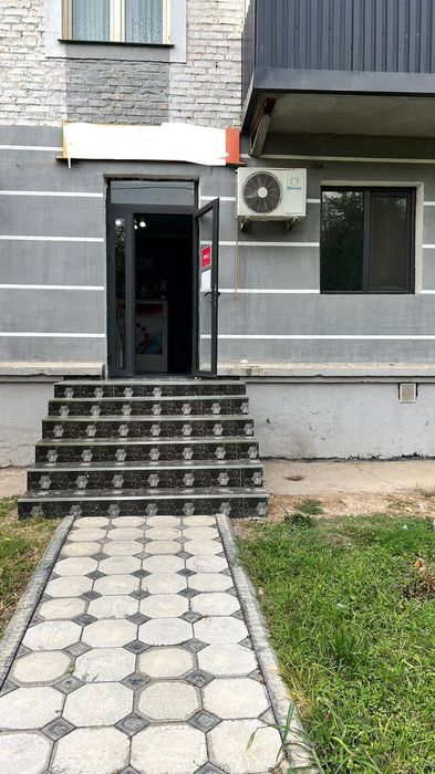 Offis va do'kon uchun arendaga beriladi