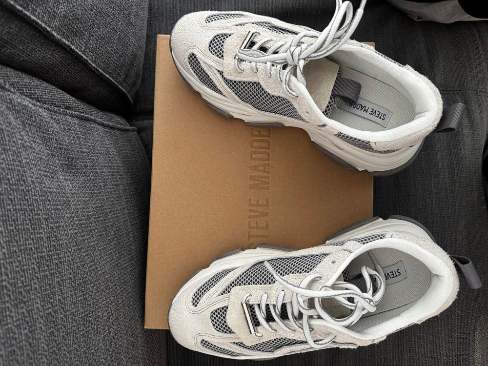 Оригинални маратонки Steve Madden