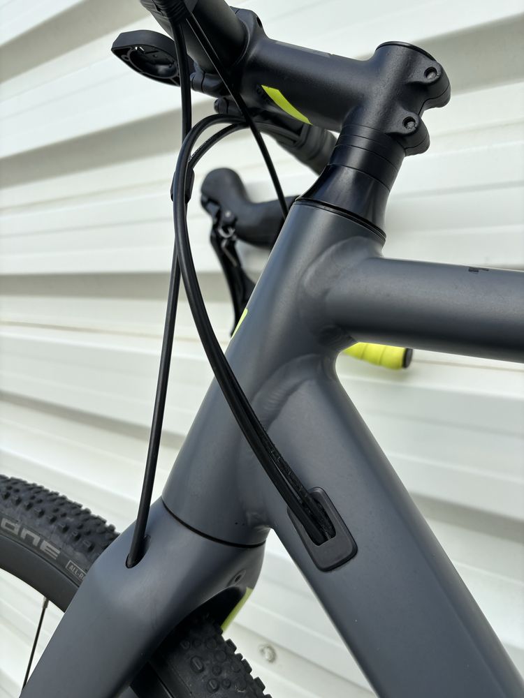 Bicicleta gravel Cube Cross Race Pro