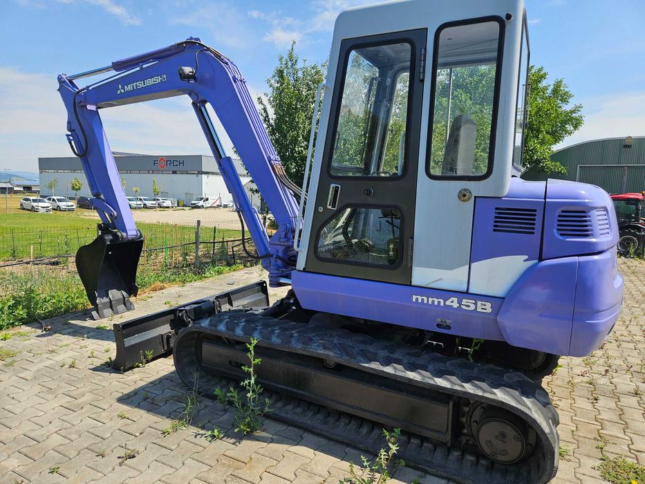 Excavator folosit Mitsubishi MM45B
