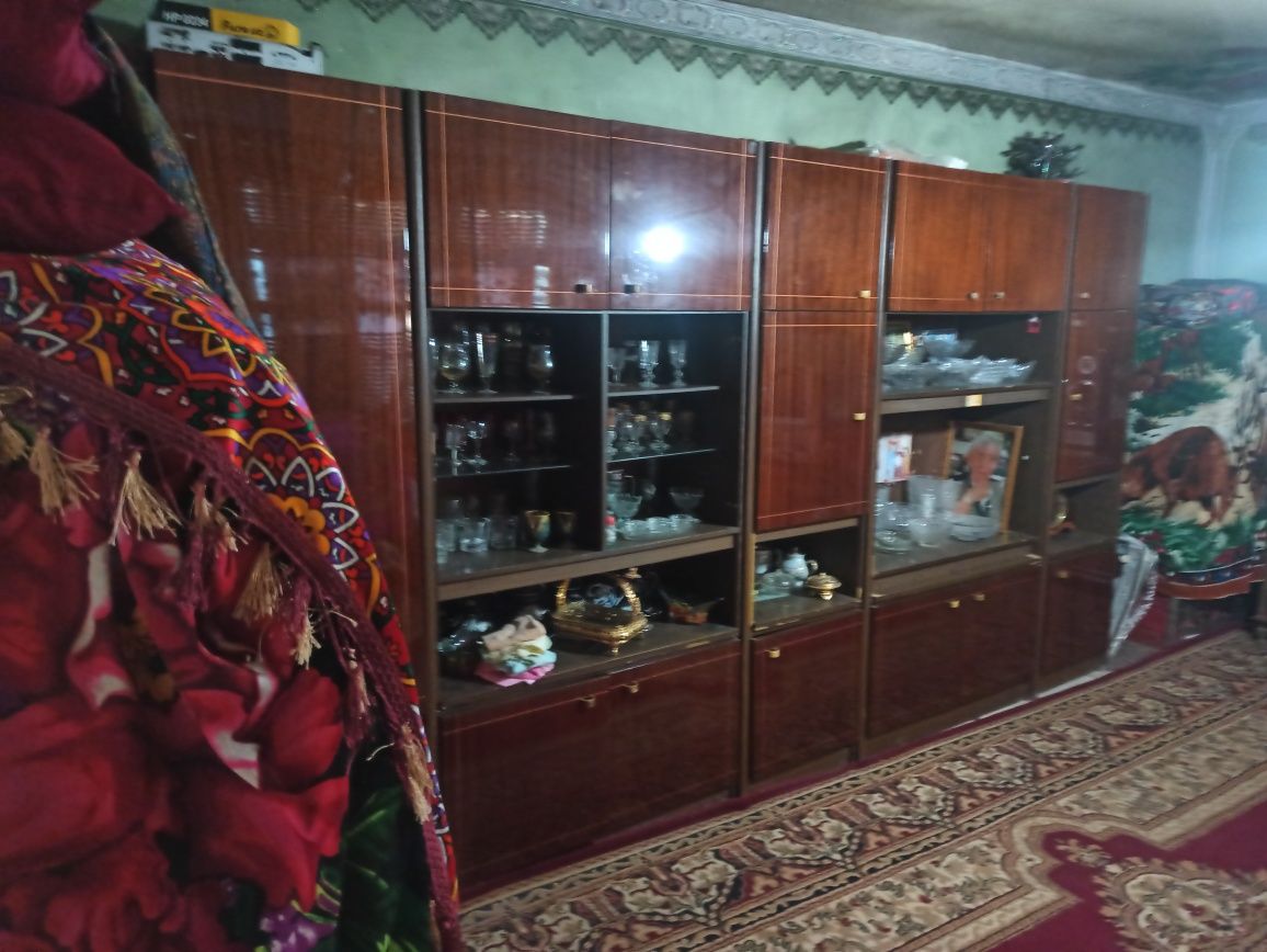 Uy sotiladi Shahar hokimiyat