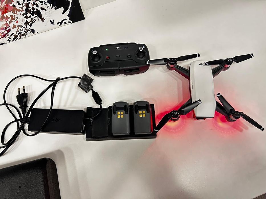 Дрон dji spark fly more combo