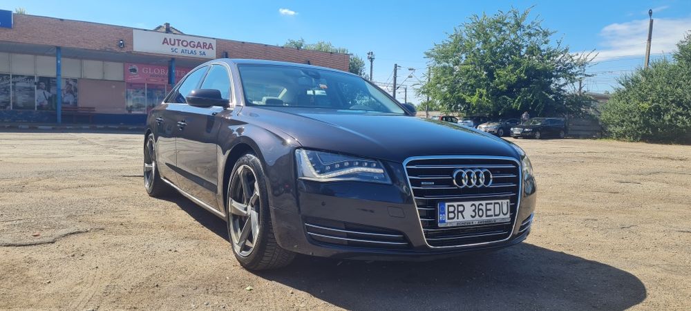 Vând Audi A8 în stare impecabila de funcționare